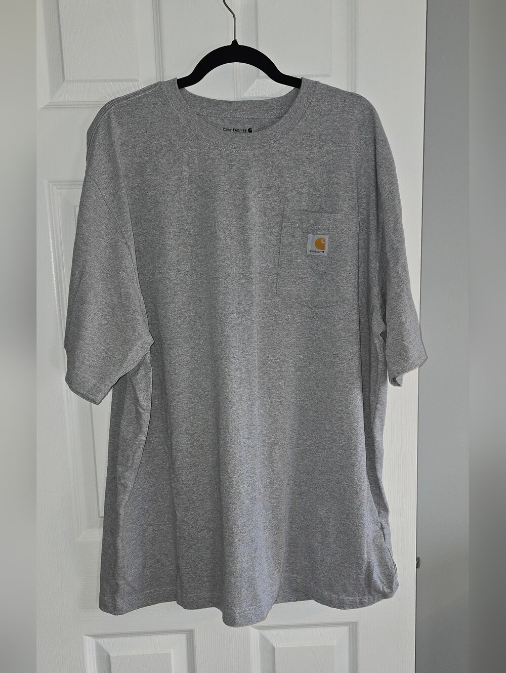 Carhartt Men’s Short Sleeve Pocket Tee in Heather Gray